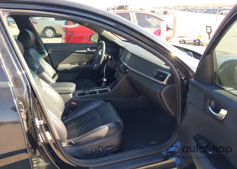 2018 Kia Optima Sx Turbo z USA, uszkodzony, nr VIN 5XXGV4L28JG240787